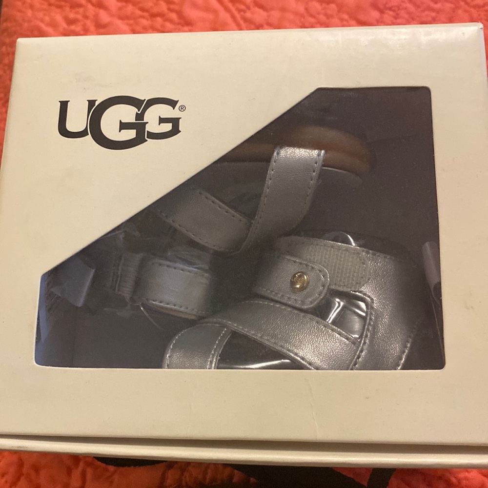 Infant girl UGG sandals